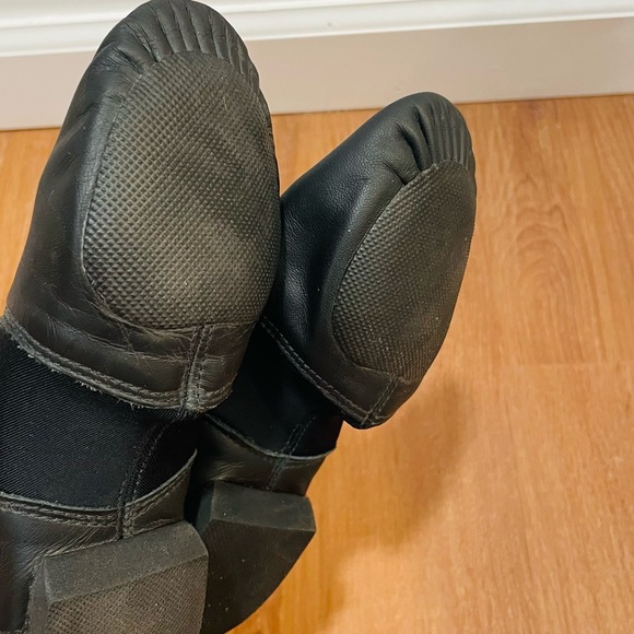 🆕wob Capezio E series slip on jazz shoes, black, Sz 6 - Picture 7 of 11